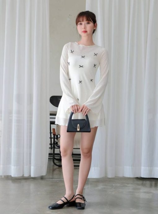 Váy Chữ A Tay Dài Phối Nơ Thun Giấy DCATCU7