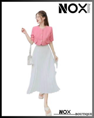 Croptop màu hồng váy xếp ly