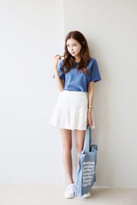 chân váy trắng kết hợp áo gì